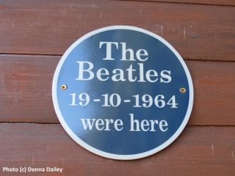 Four_Seasons_Hotel_Loch_Earn_8_Beatles_Chalet_sign