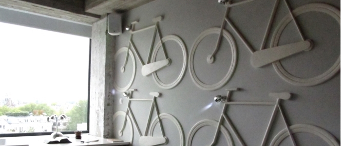 Volkshotel_Amsterdam_White_Bicycles_room_featured_image