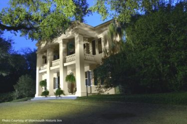 The Monmouth Historic Inn in Natchez, one of the top ten historic hotels in the USA