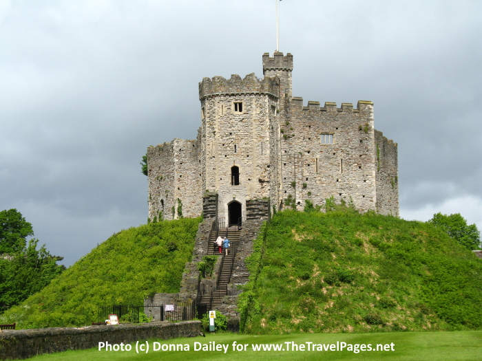 Visiting Cardiff Castle in Wales